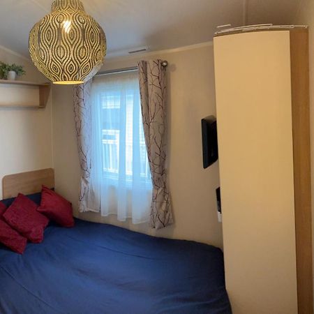 Trecco Bay Acorns 22 Hotel พอร์ธคอว์ล ภายนอก รูปภาพ