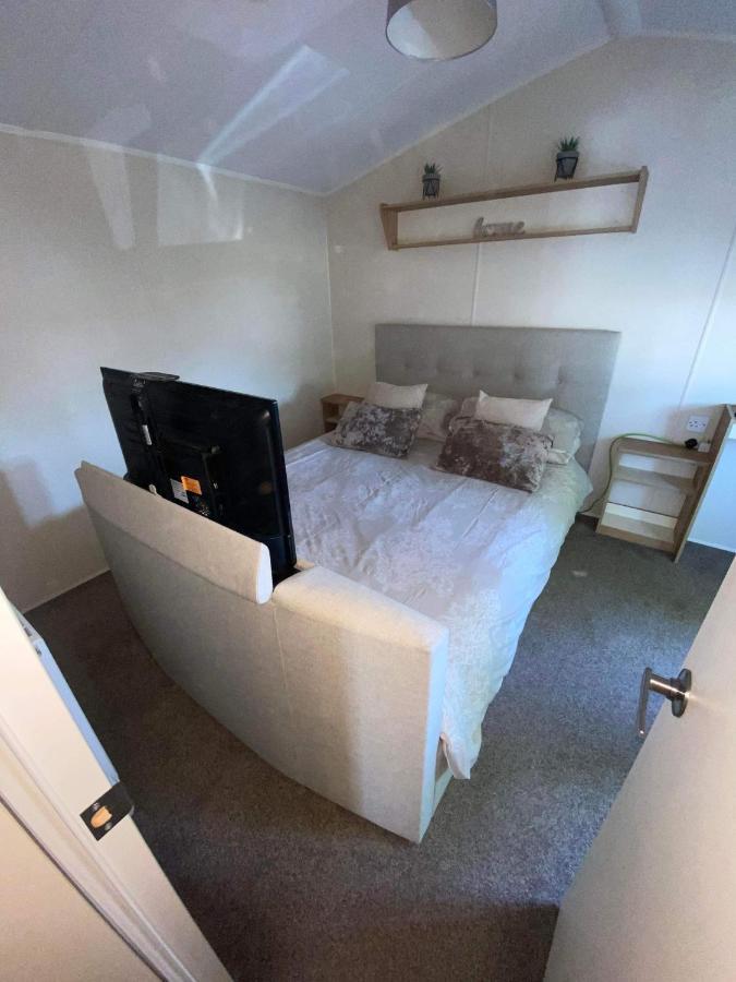 Trecco Bay Acorns 22 Hotel พอร์ธคอว์ล ภายนอก รูปภาพ
