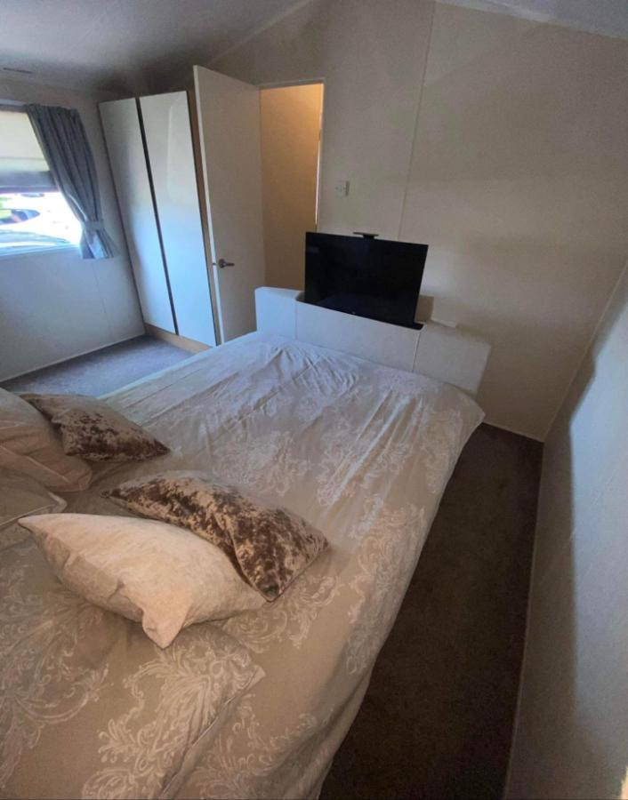 Trecco Bay Acorns 22 Hotel พอร์ธคอว์ล ภายนอก รูปภาพ